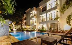 Miranda Beach Resort Baga